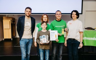 Bundesjugendkonferenz Verleihung Goldener Murmel.jpg