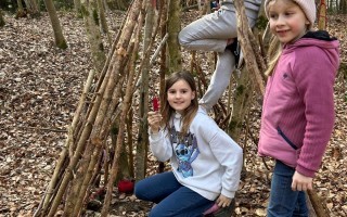 989f2a27-d893-4a88-a781-acbcf16aedeb