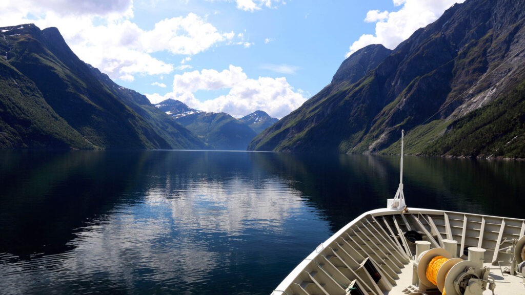 Vortragsthema-Hurtigruten-03-1024x576
