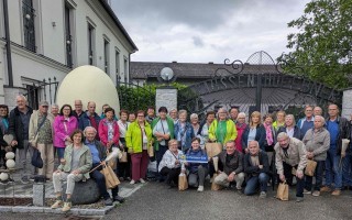 1  Straußen Ebner Gruppe PXL_20260610_090516462.jpg