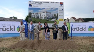 Spatenstich für neues Generationswohnen am 22.06.2026 (3).JPG