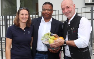 Opp_Ordination_Steinbacher_mit Gattin.JPG
