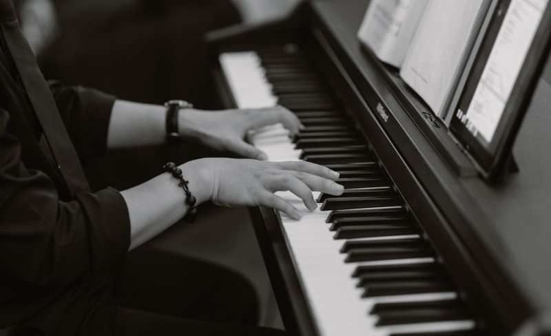 thuynhienbananachan-piano-7891138_1920