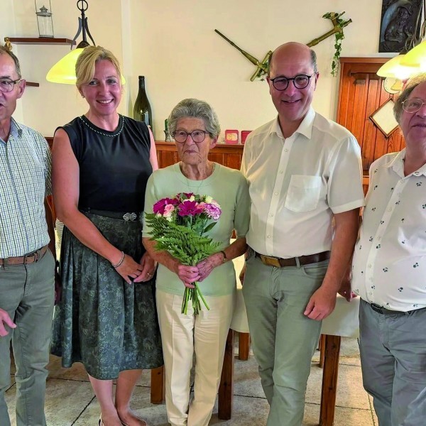 Klaus Rosa 90,
