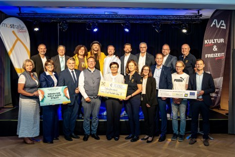 2 - Charity-Konzert bringt 70.000 Euro c Cleanhill Studios.jpg