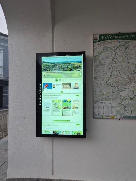 Steinakirchen digitale Amtstafel