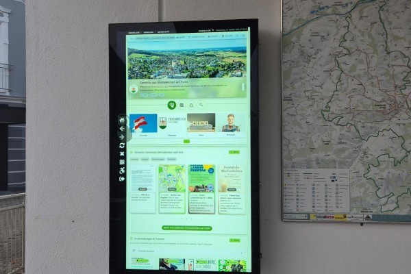 Steinakirchen digitale Amtstafel