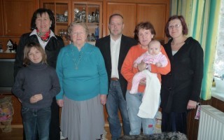 ungerbckgertrude851.jpg
