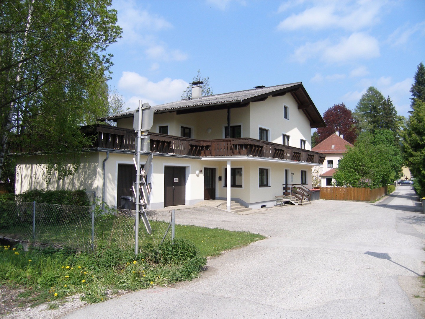 Arzthaus.jpg