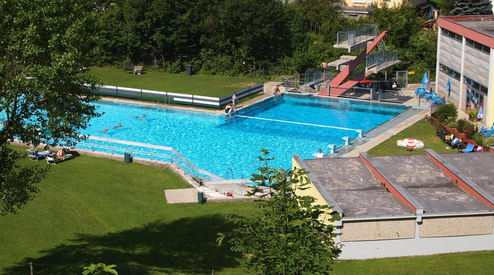 Freibad Böhlerwerk.jpg