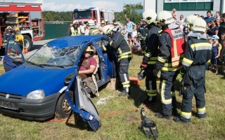 Dorffest 14.08.2016 FF Einsatzvorführung